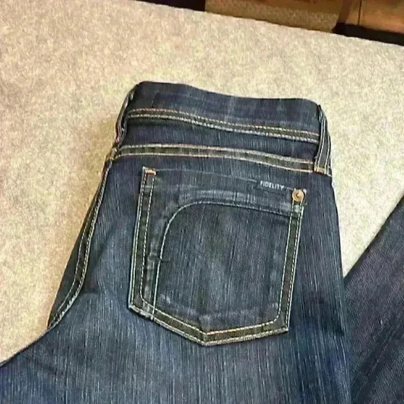 Fidelity Denim, Stevie Cut. Size 27. - Picture 6 of 8
